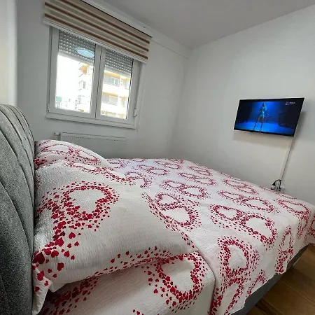 Stan Na Dan Viktor-lukavica Apartment