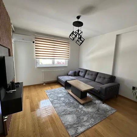 Stan Na Dan Viktor-lukavica Apartment